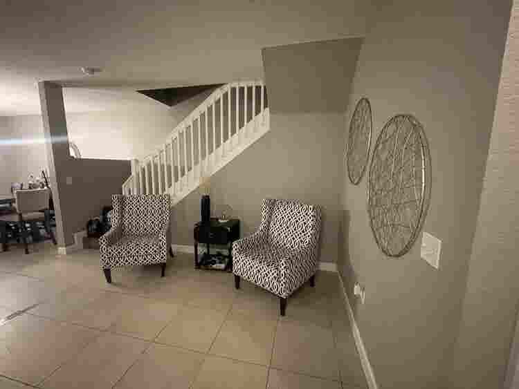 rooms for rent in a Townhome