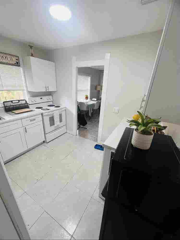 Room for rent / rento dormitorio