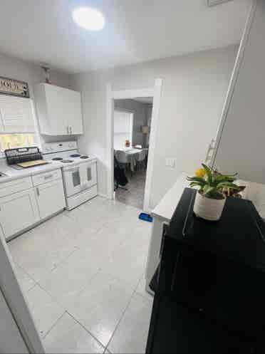 Room for rent / rento dormitorio