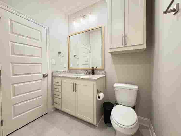 2 ROOMS AVAILABLE FOR RENT!!