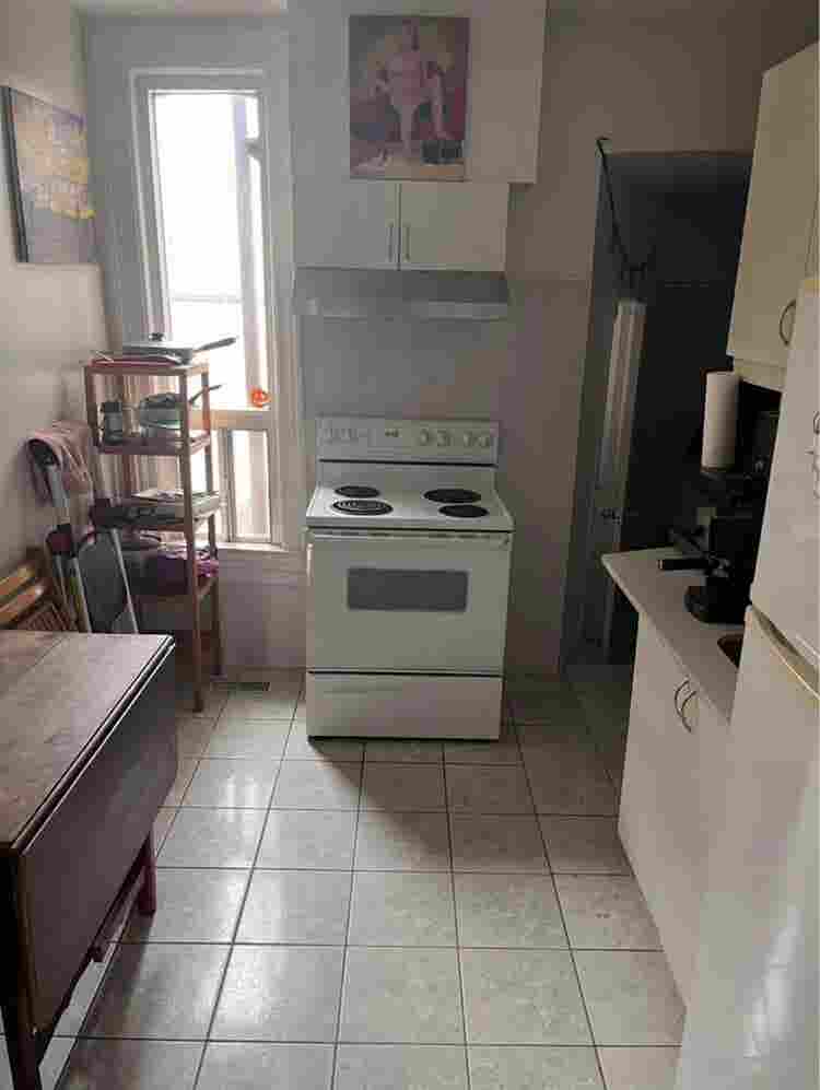In need of a roommate URGENTLY!!!