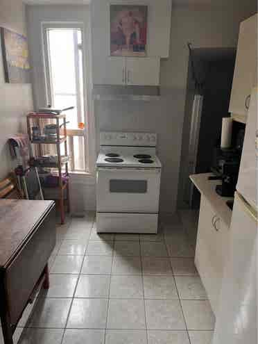 In need of a roommate URGENTLY!!!