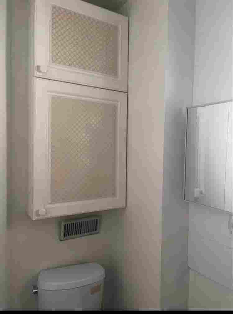 In need of a roommate URGENTLY!!!