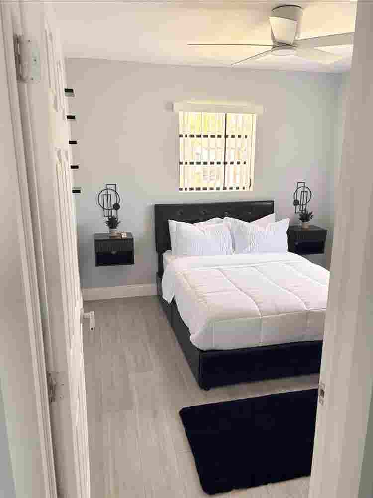 Room for rent!