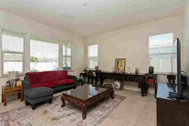 Furnished room for Female