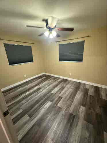 1 room and bathroom for rent