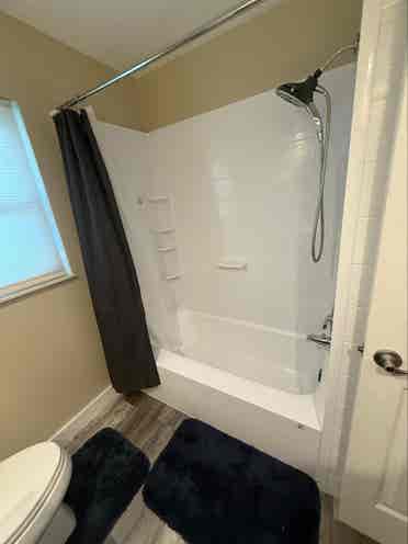 1 room and bathroom for rent