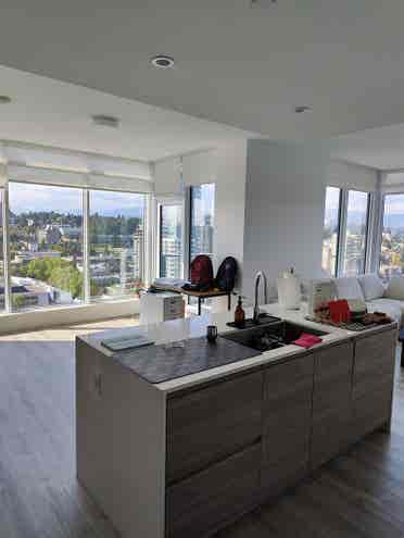 New Listing - Room for Rent