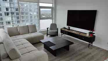 New Listing - Room for Rent