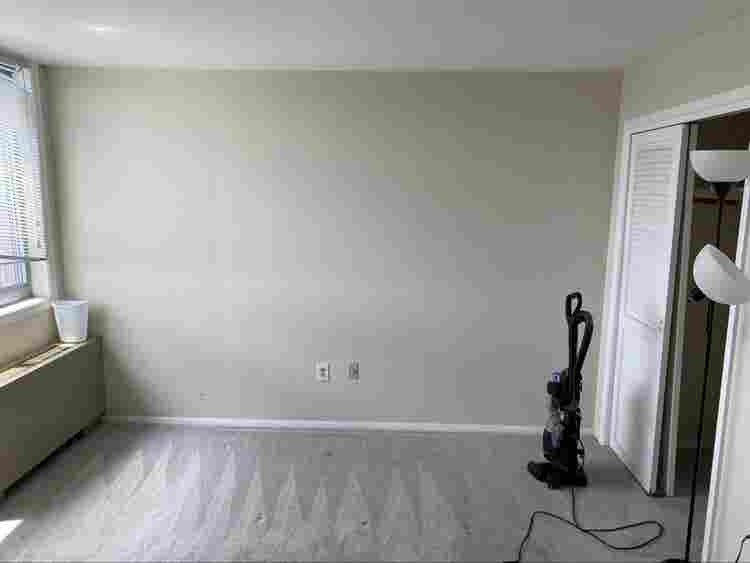 Arlington Condo Room