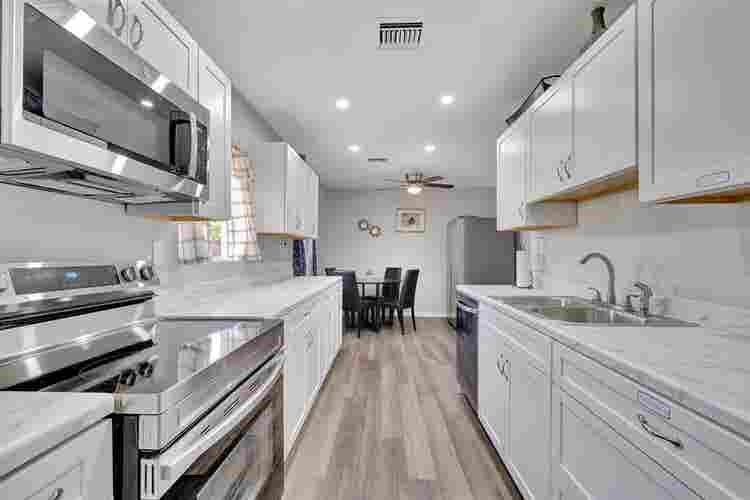 Room for rent/ utilities & WIFI 