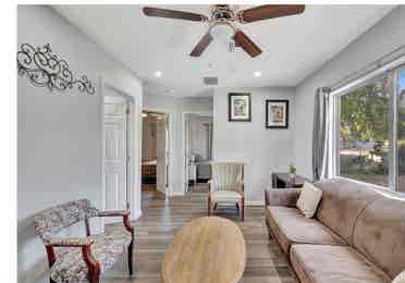 Room for rent/ utilities & WIFI 