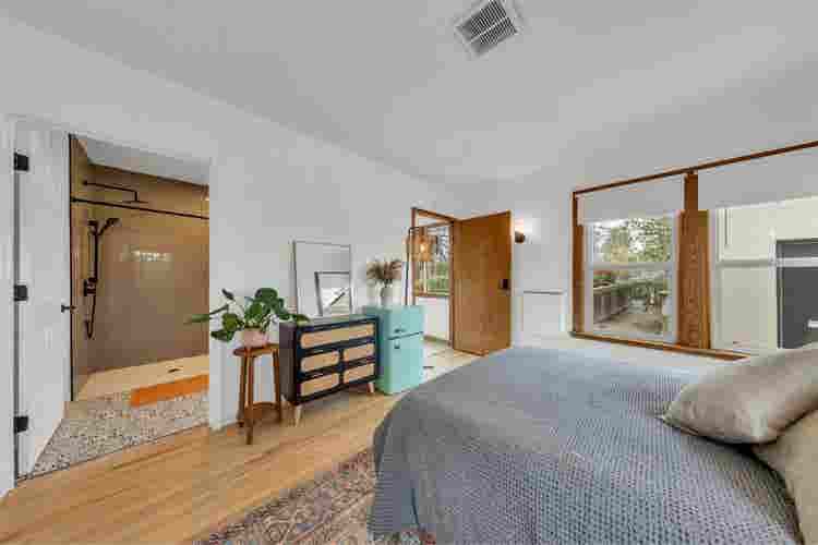 Private Furnished Rm + Private Bath
