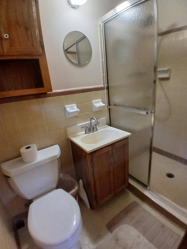 Master Bedroom w/ Private Bath