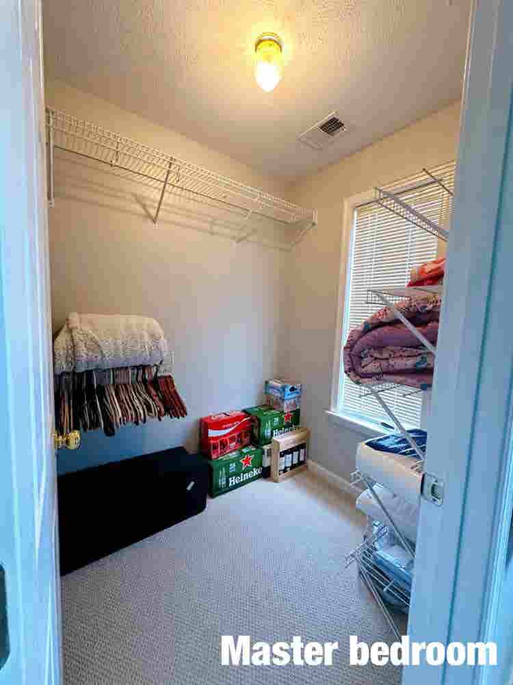 Rooms for rental