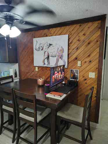 Room for rent, all utilities paid.
