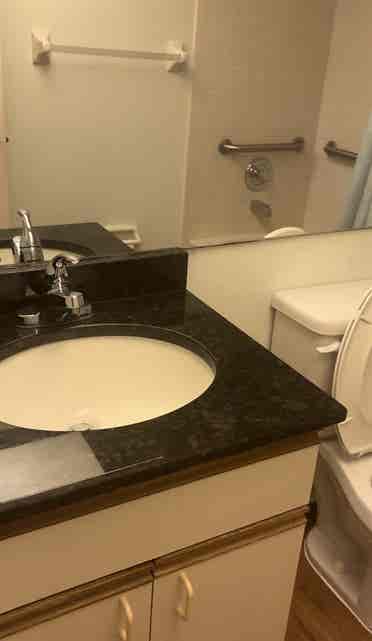 Private room & bathroom