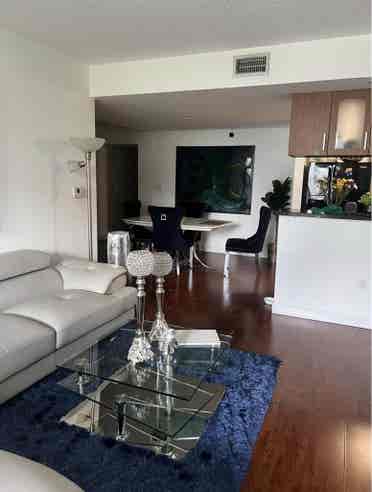 RENTO ROOM AMOBLADA EDGWATER