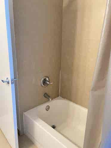 RENTO ROOM AMOBLADA EDGWATER