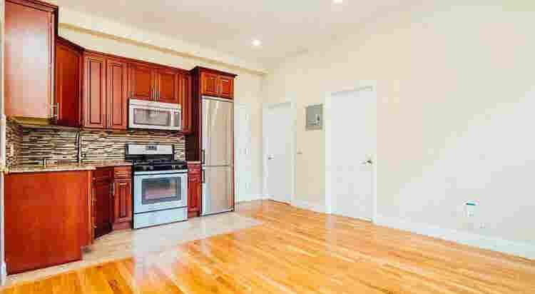NEWYORK, 1 BHK APARTMENT!