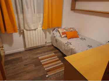 Habitación para Chico Estudiante