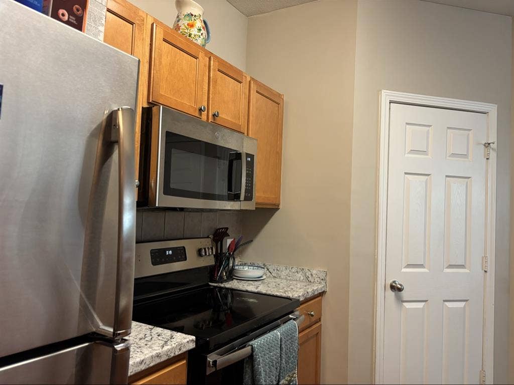 Urgent Roommate needed in N Raleigh