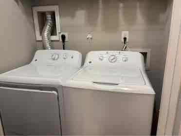 Urgent Roommate needed in N Raleigh