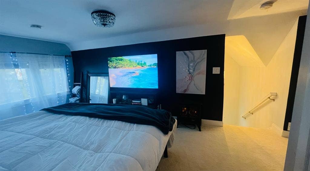 Private Bed/and Bath Master Suite
