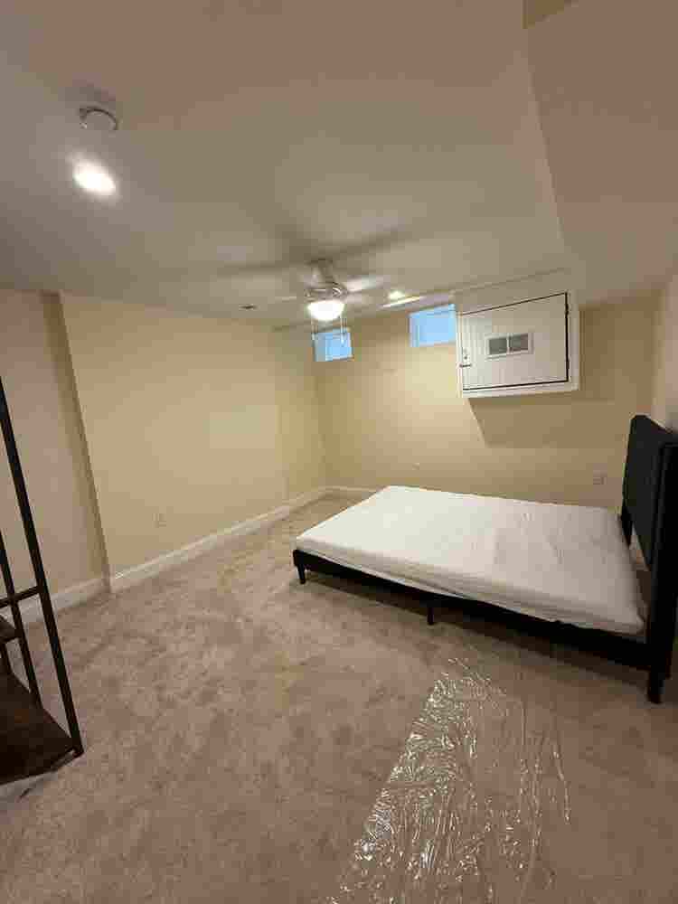 Basement Private Suite with Bath