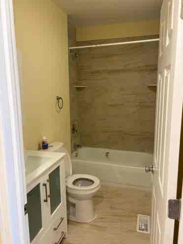 Basement Private Suite with Bath