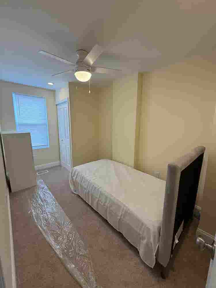 Basement Private Suite with Bath