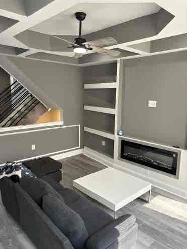 2nd Floor Room w/ Bath Outside Room
