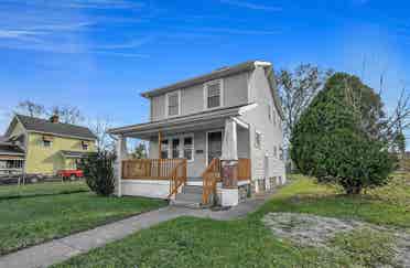 2 rooms open Aug