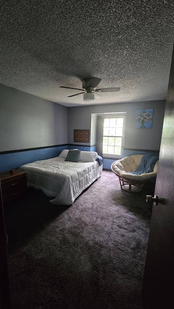Private Room in townhome for rent
