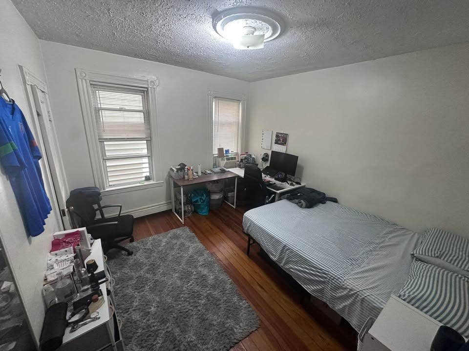 Private room for rent