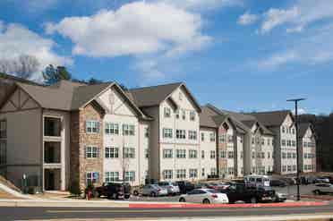 LEASE TAKEOVER OPPORTUNITY