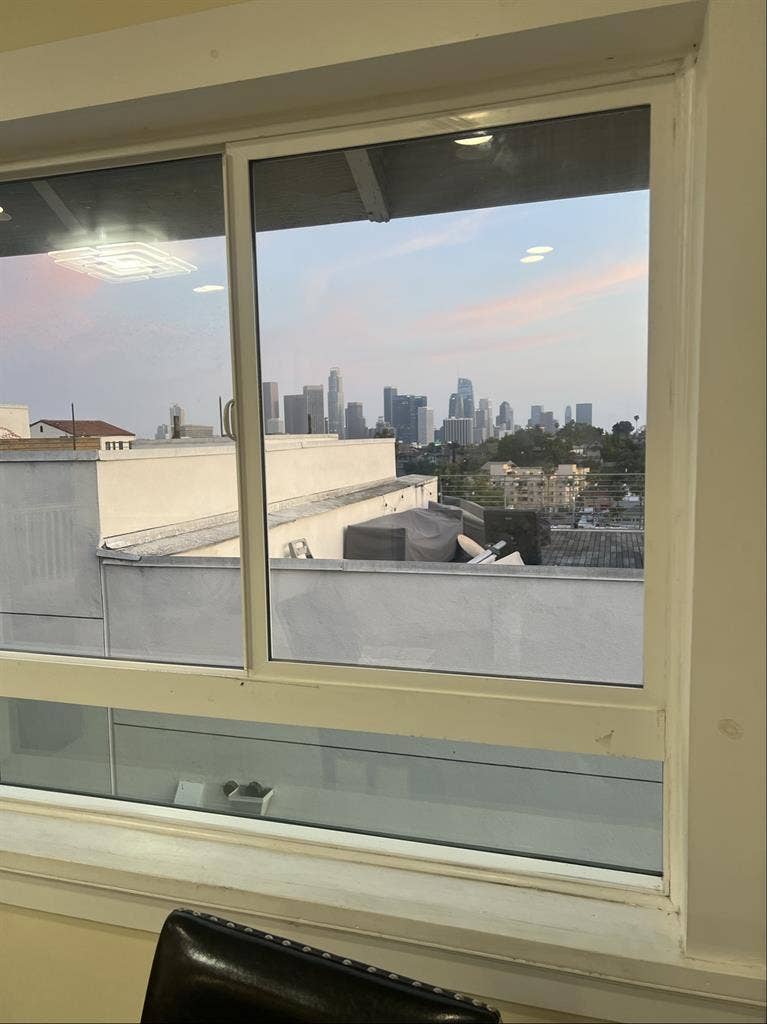 Room in Echo Park- Bills Included
