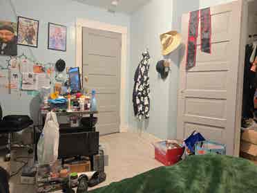 Room in Echo Park- Bills Included