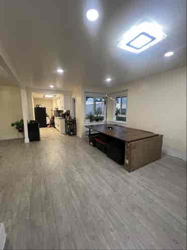 Room in Echo Park- Bills Included