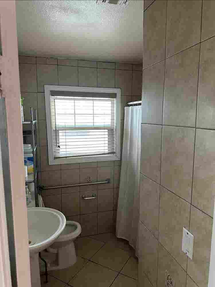 Room for rent male only