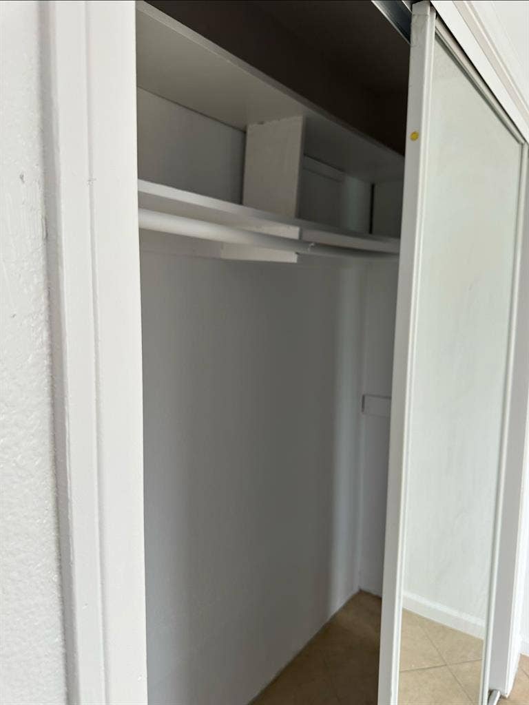 Room for rent male only
