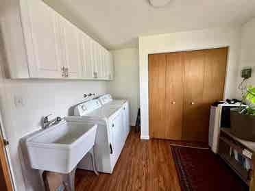 Beautifully maintained bungalow