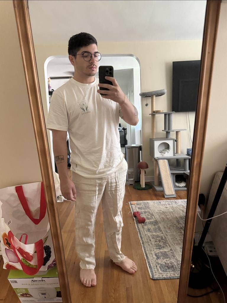 Looking for a roommate
