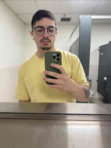 Looking for a roommate