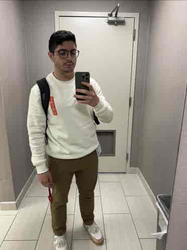 Looking for a roommate
