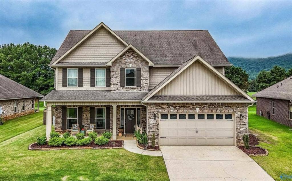 Util Incl, Fully Furn. Owens XR’s