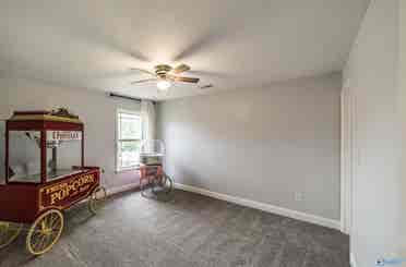 Private Upstairs Room for Rent