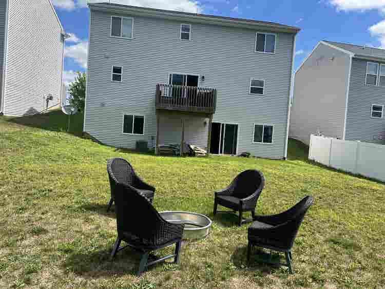 Looking for a couple roommates!
