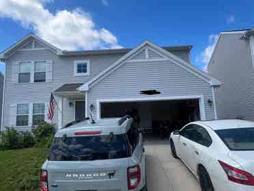 Looking for a couple roommates! 