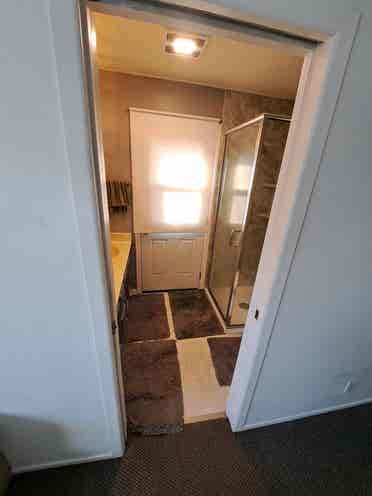 Master Bedroom attach bath for rent